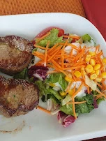 Schweinefiletmedaillons Mit Salat
